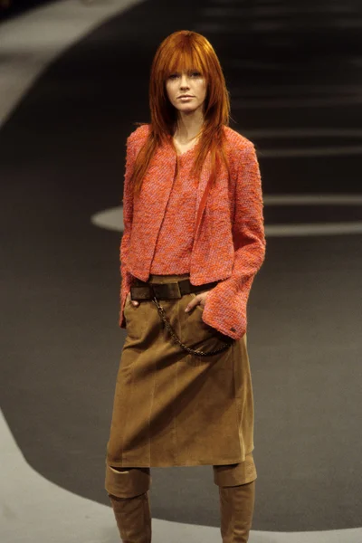 Look 25